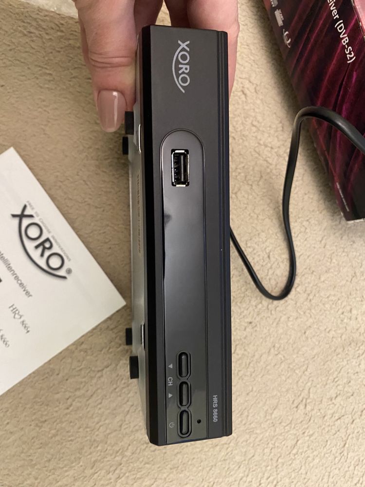 Тюнер dvb-s xoro hrs 8660
