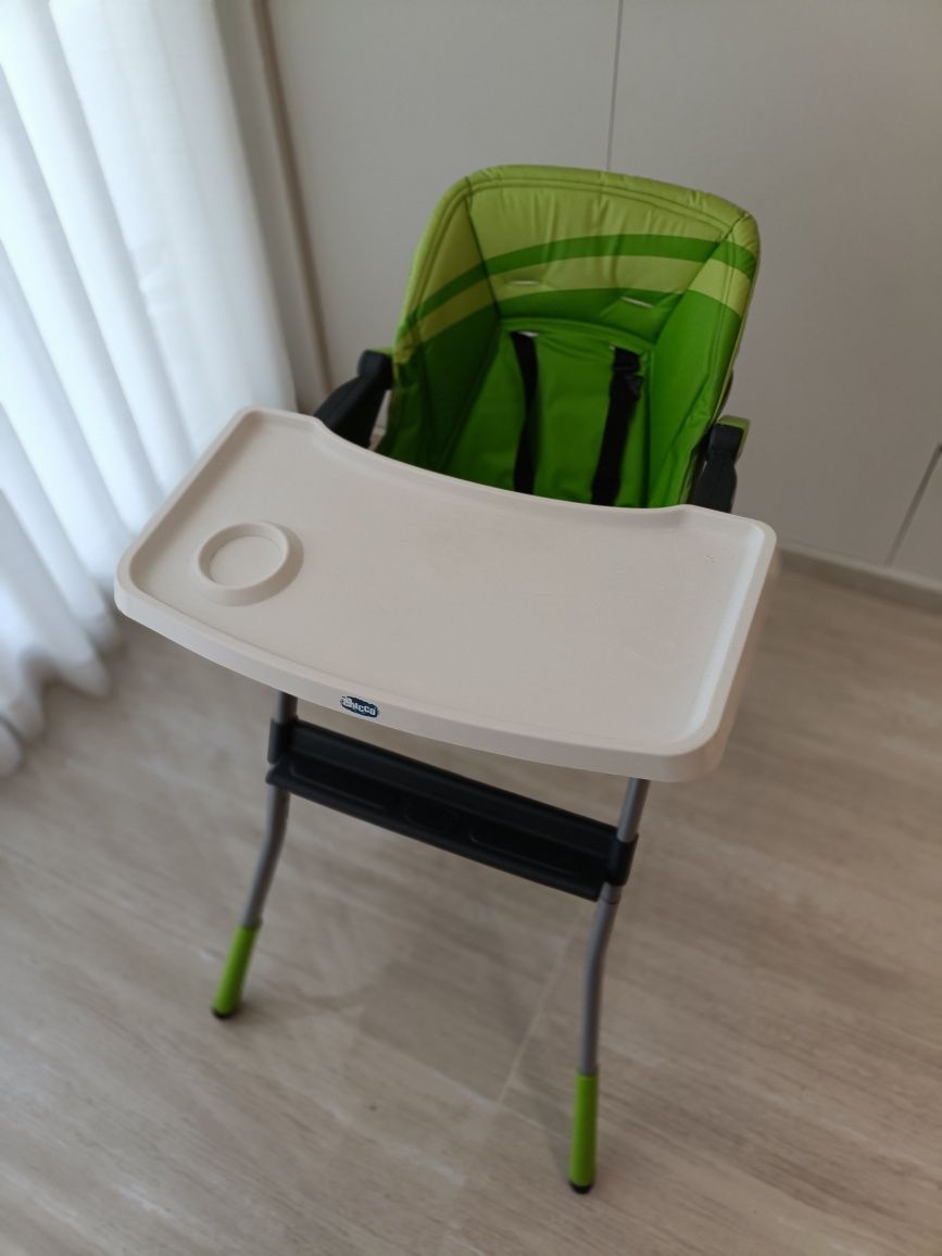 Cadeira papa Chicco verde como nova