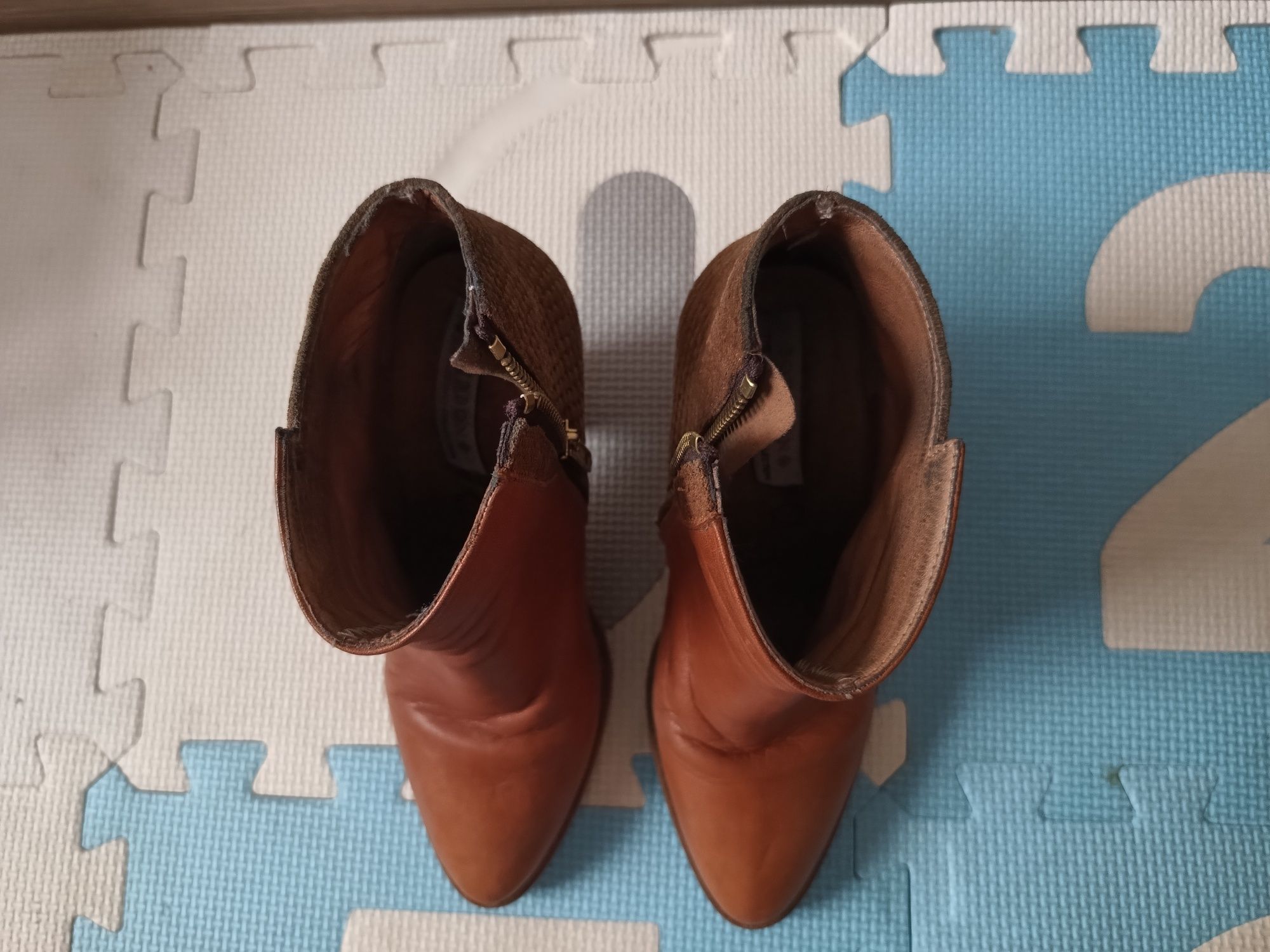 Buty botki damskie skórzane brązowe Bourbon r. 36