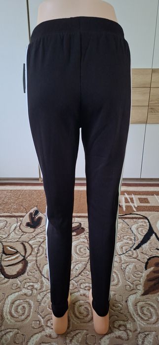 spodnie ocieplana z kieszeniami Adidas