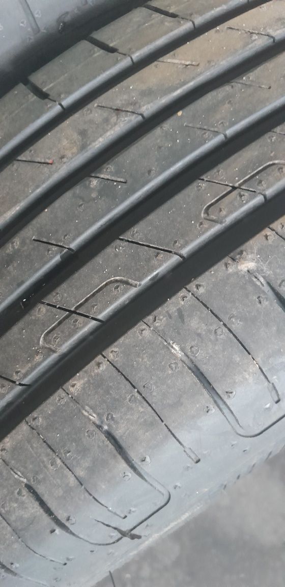 Opony 215/60R17 96H Goodyear Efficient Grip (kpl)