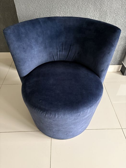 Fotel obrotowy welurowy granatowy