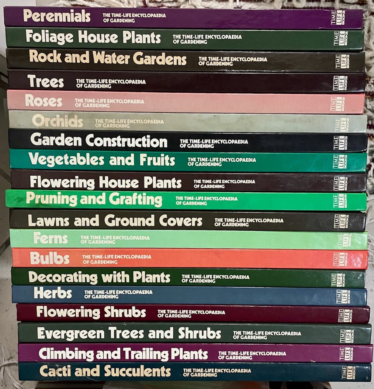 Colecção de 19 Livros "Time-Life Encyclopedia of Gardening"