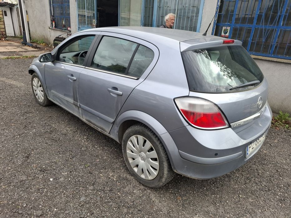 Opel Astra H 2004 1.6 16v Automat Klima Elektryka Wspomaganie