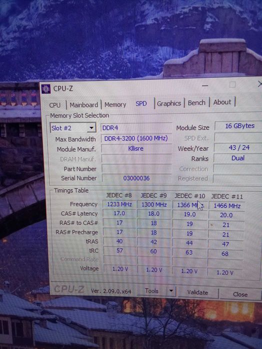 Системний блок з монітором