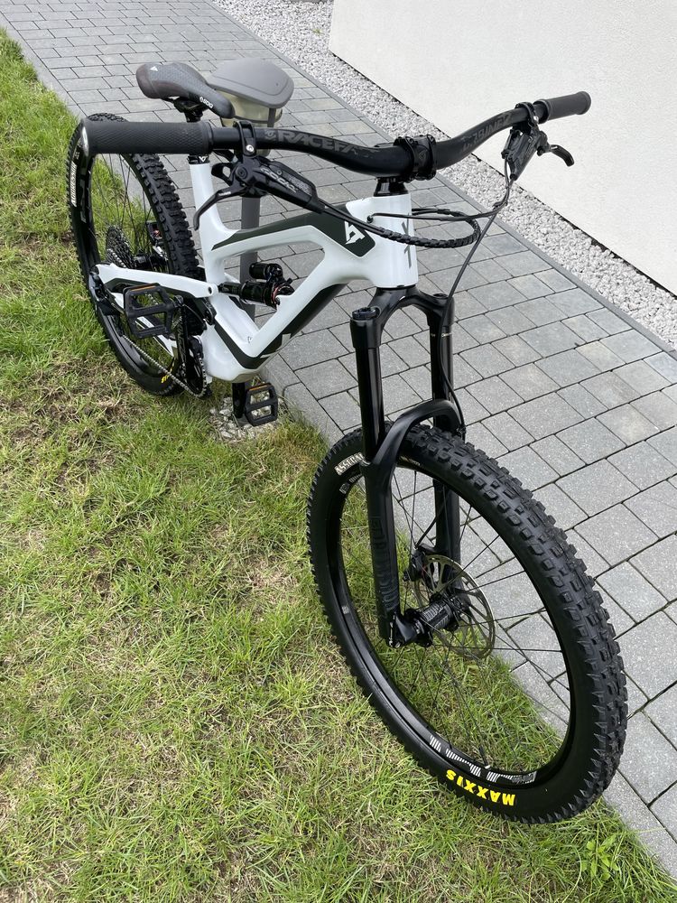 Yt Capra Cf L 2019 27,5 Jak Nowa! Carbon