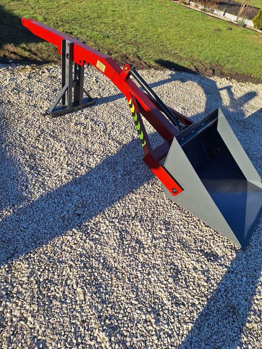 na tył ciągnika Ładowacz do obornika gruzu piachu tur na tył