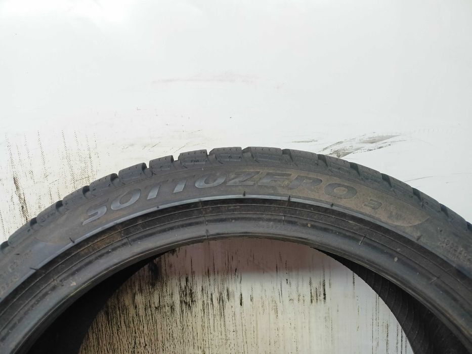 Pirelli SottoZero 3 225/40/18 2017r. 92H 7,5mm (3296)