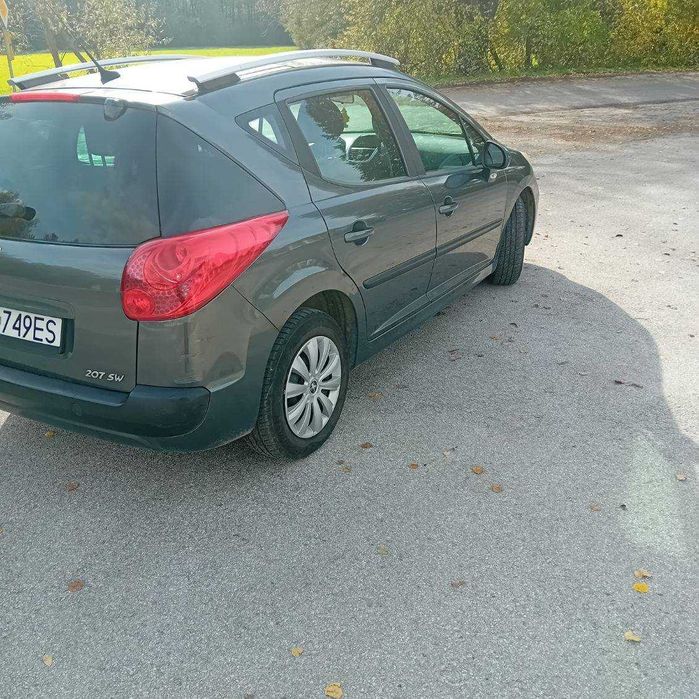 Peugeot.     207 SW   2008r