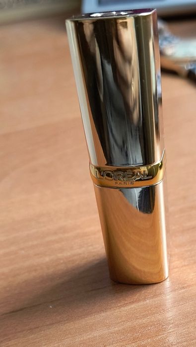 Pomadka L'Oreal Color Riche