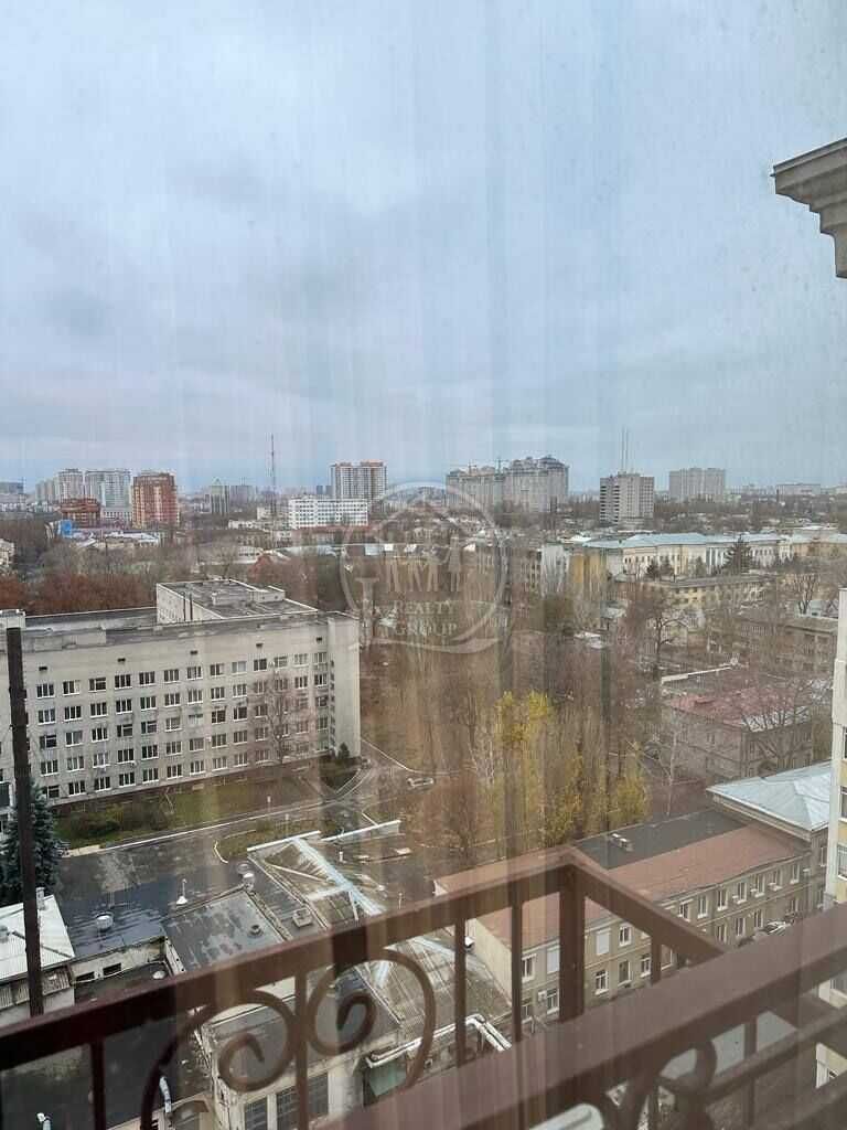 Продажа квартиры с дорогим ремонтом и видом на МОРЕ в 25 Жемчужине!