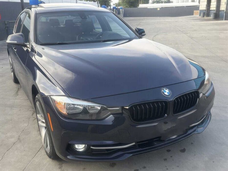 BMW 3 Series 330i      2017