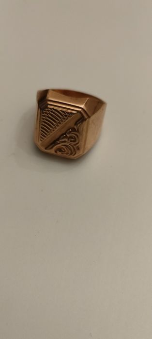 Złoty sygnet męski