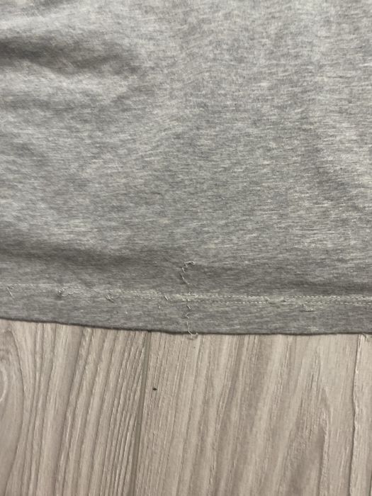 Koszulka basic Moncler z patką na ramieniu