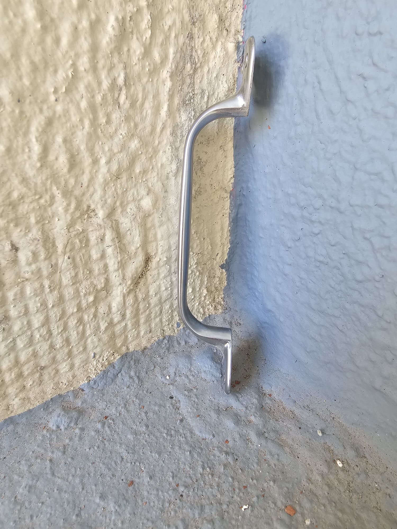 Pegas para gavetas 96mm