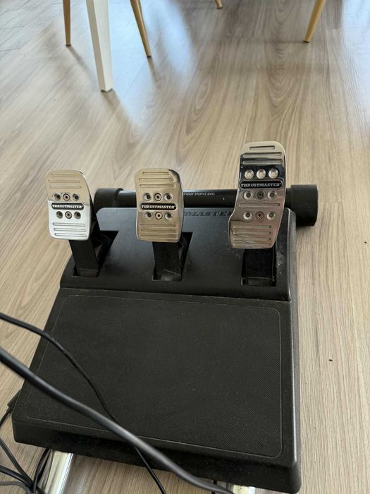 Kierownica Thrustmaster TX Racing Wheel Leather Edition