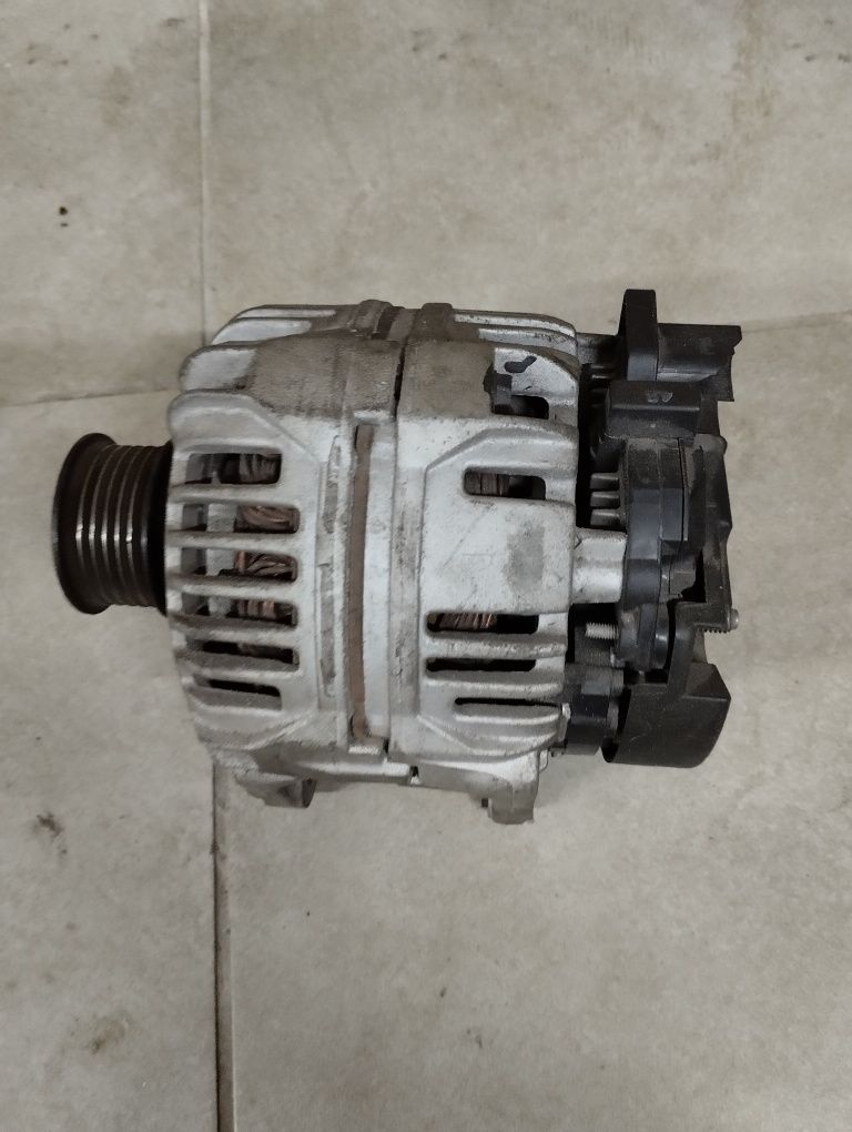 Alternator 12 V 90 A BOSCH