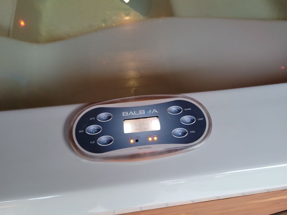 Jacuzzi na zamówienie. Sterowanie balboa Areomasazu hydromasaz