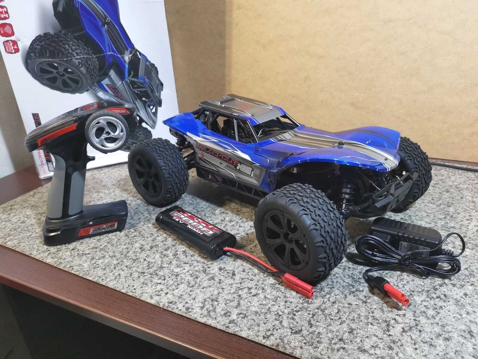 RC машинка Redcat Blackout XBE Pro Brushless трагі безколекторна 1/10