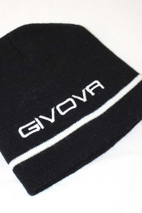 sj4 Givova czarna chłopięca zimowa czapka 5-8 lat 54 cm