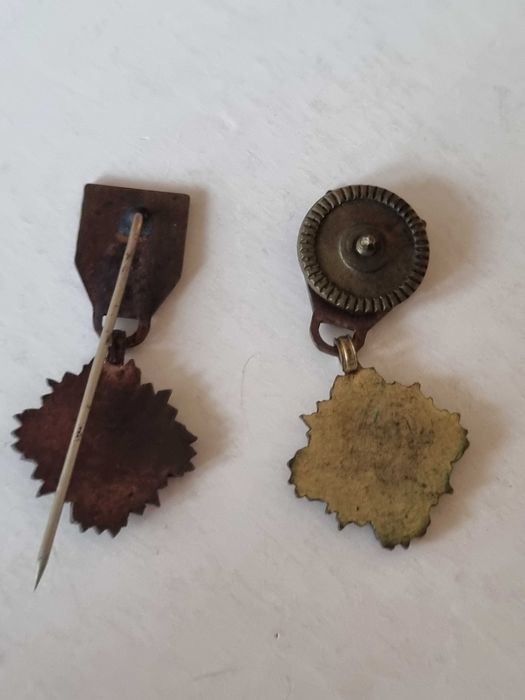 Odznaczenia, przypinki PRL