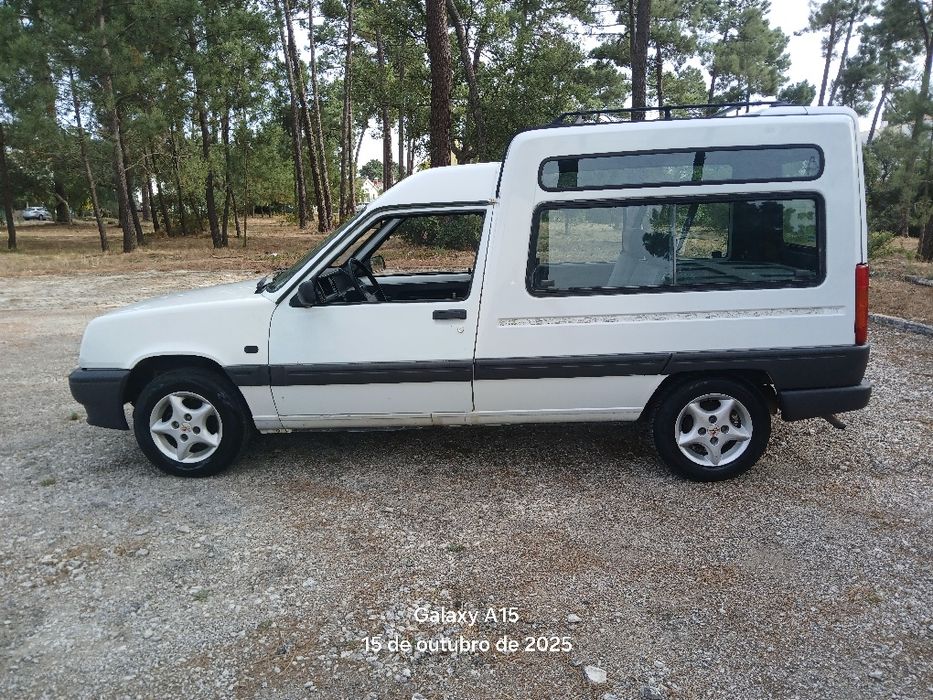 RENAULT EXPRESS 1.2,5 LUGARES gasolina  impecável