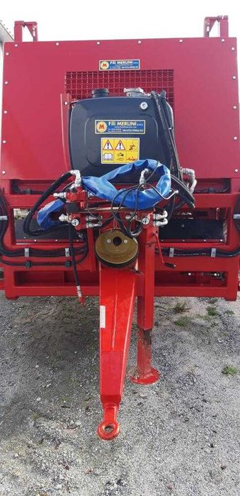 Reboque espalhador FRATELLI MERLINI