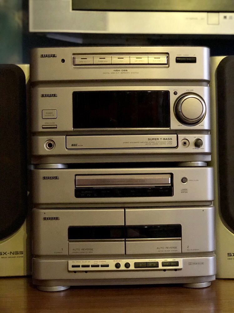 Музыкальный центр Айва (Aiwa)