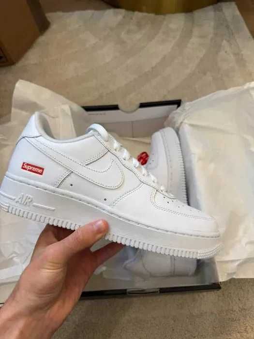 "Buty Trampki" Nike_Air_Force_1_Low_Supreme_White R.37.5