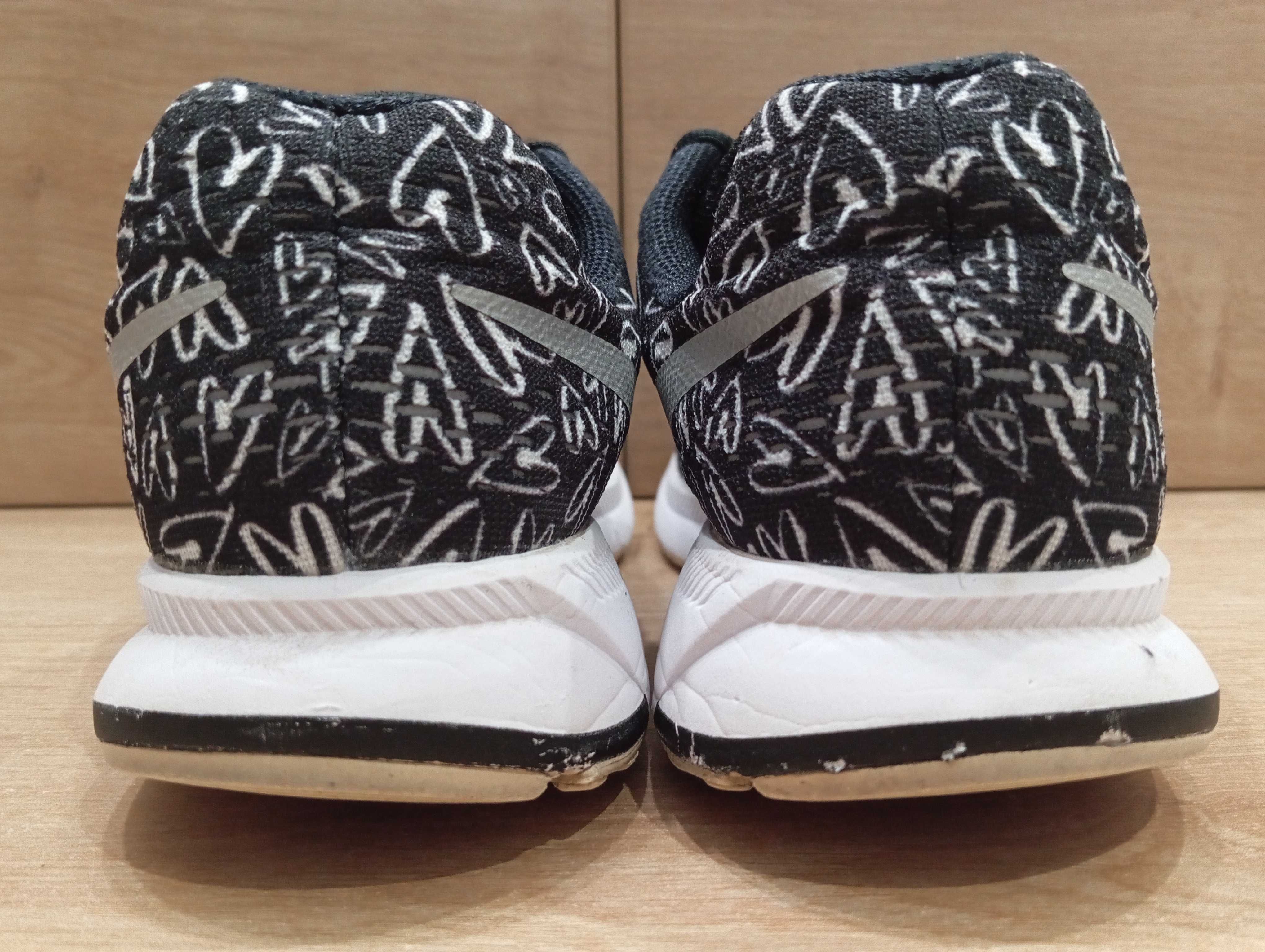 Nike
Air Zoom Pegasus 33 Damskie Buty Sportowe do biegania Rozm. 38,5