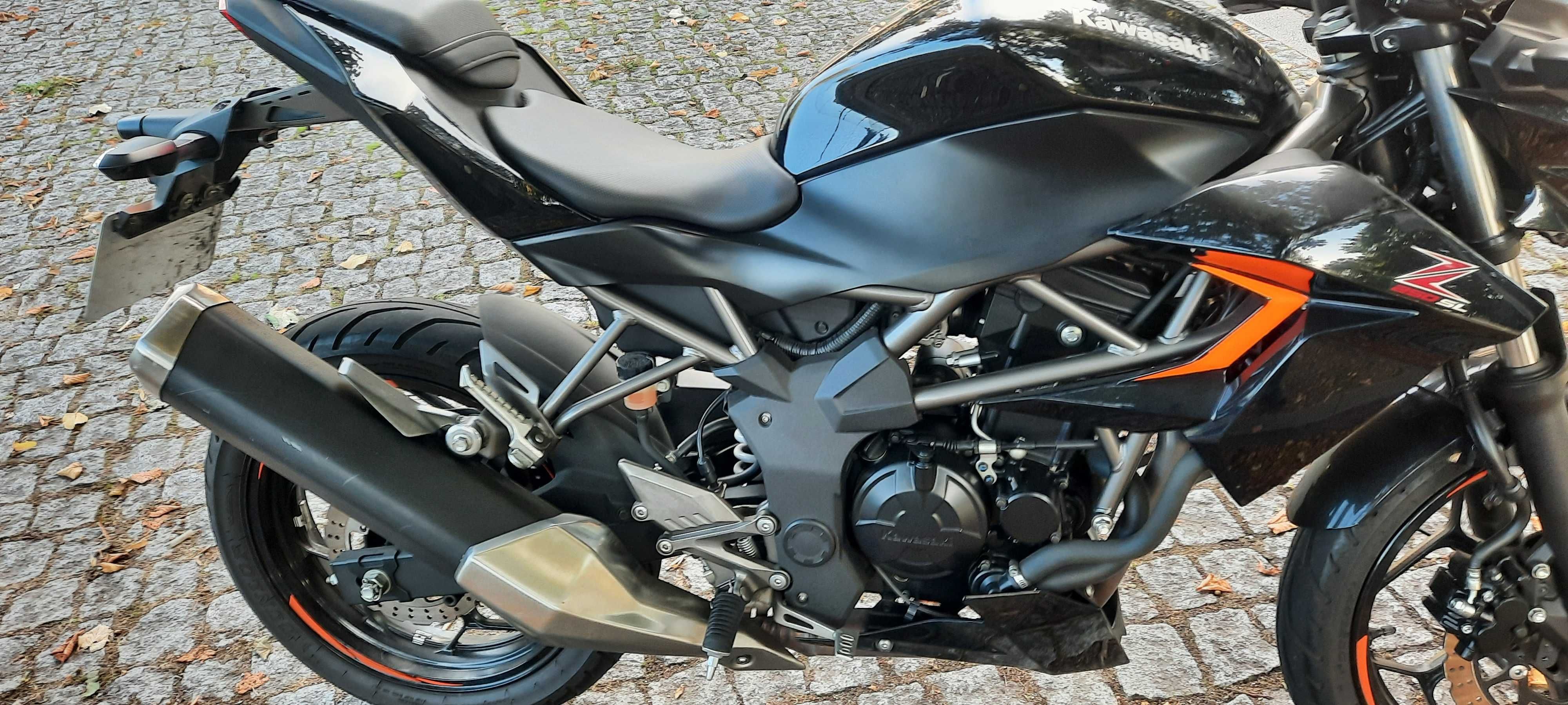 Kawasaki Z 250 SL (ano 2016)