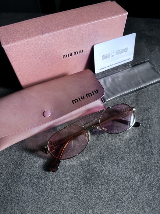 Okulary przeciwsłoneczne Miu Miu