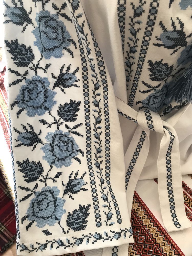 Вишиванка жіноча