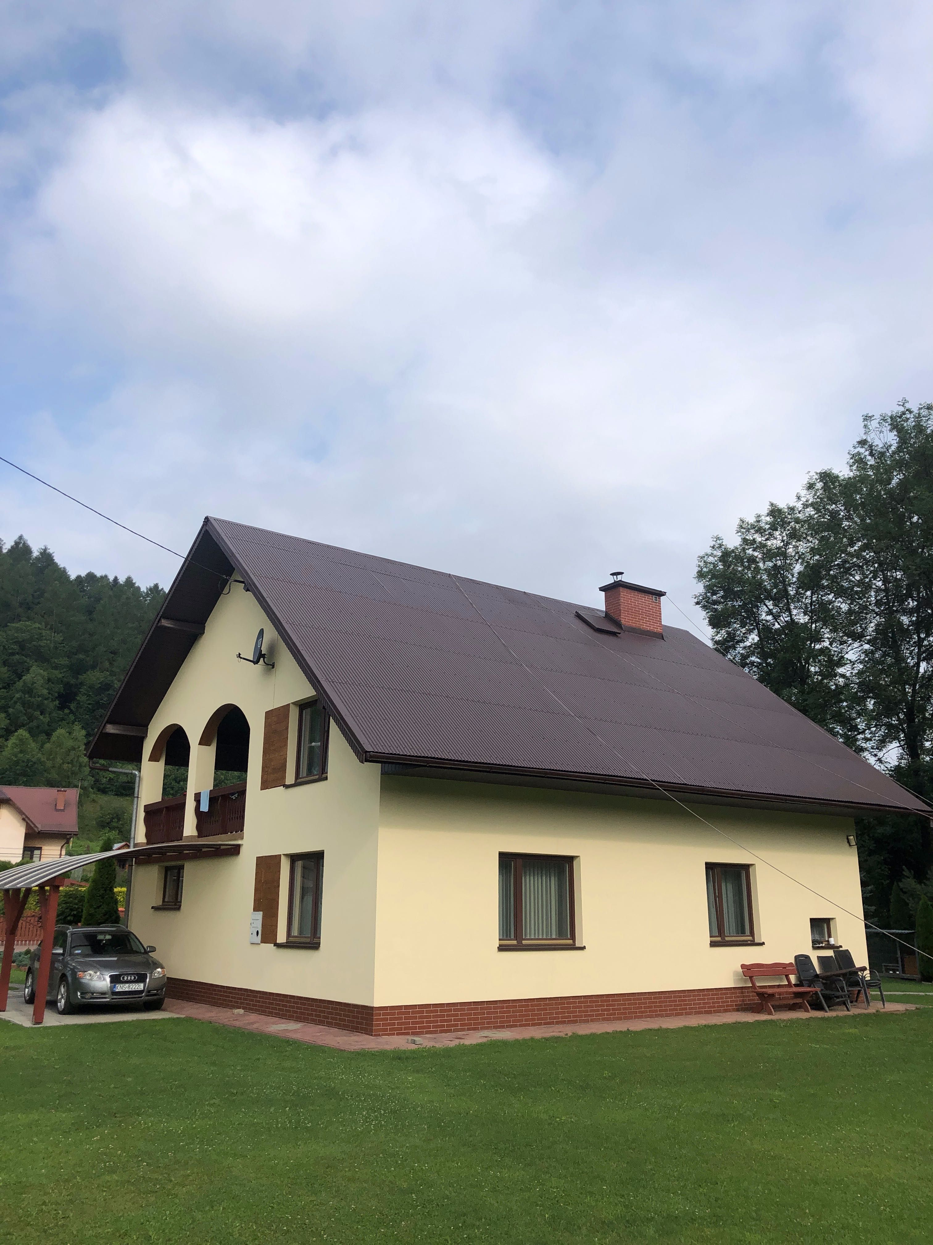 Malowanie dachów. Mycie i malowanie dachu z blachy i dachówki.