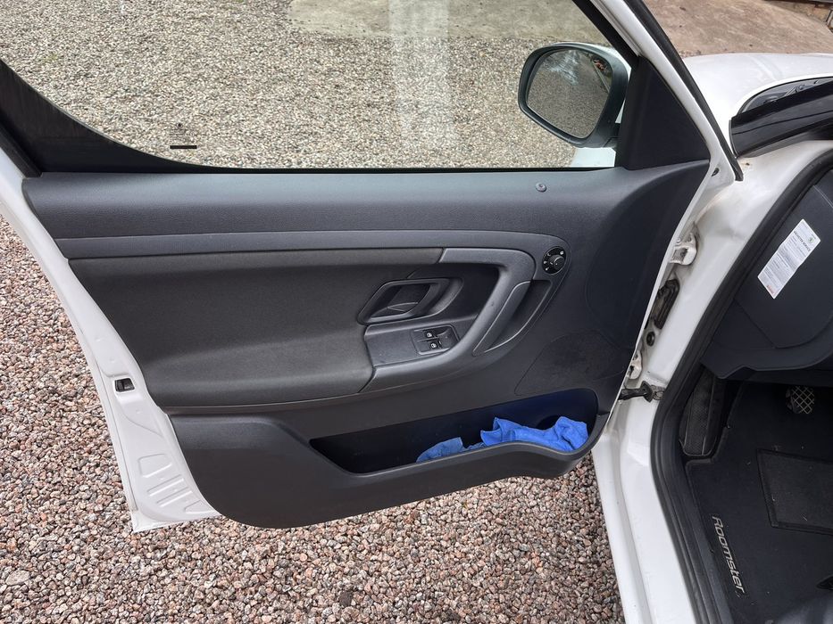 Продам skoda roomster 1.6 tdi