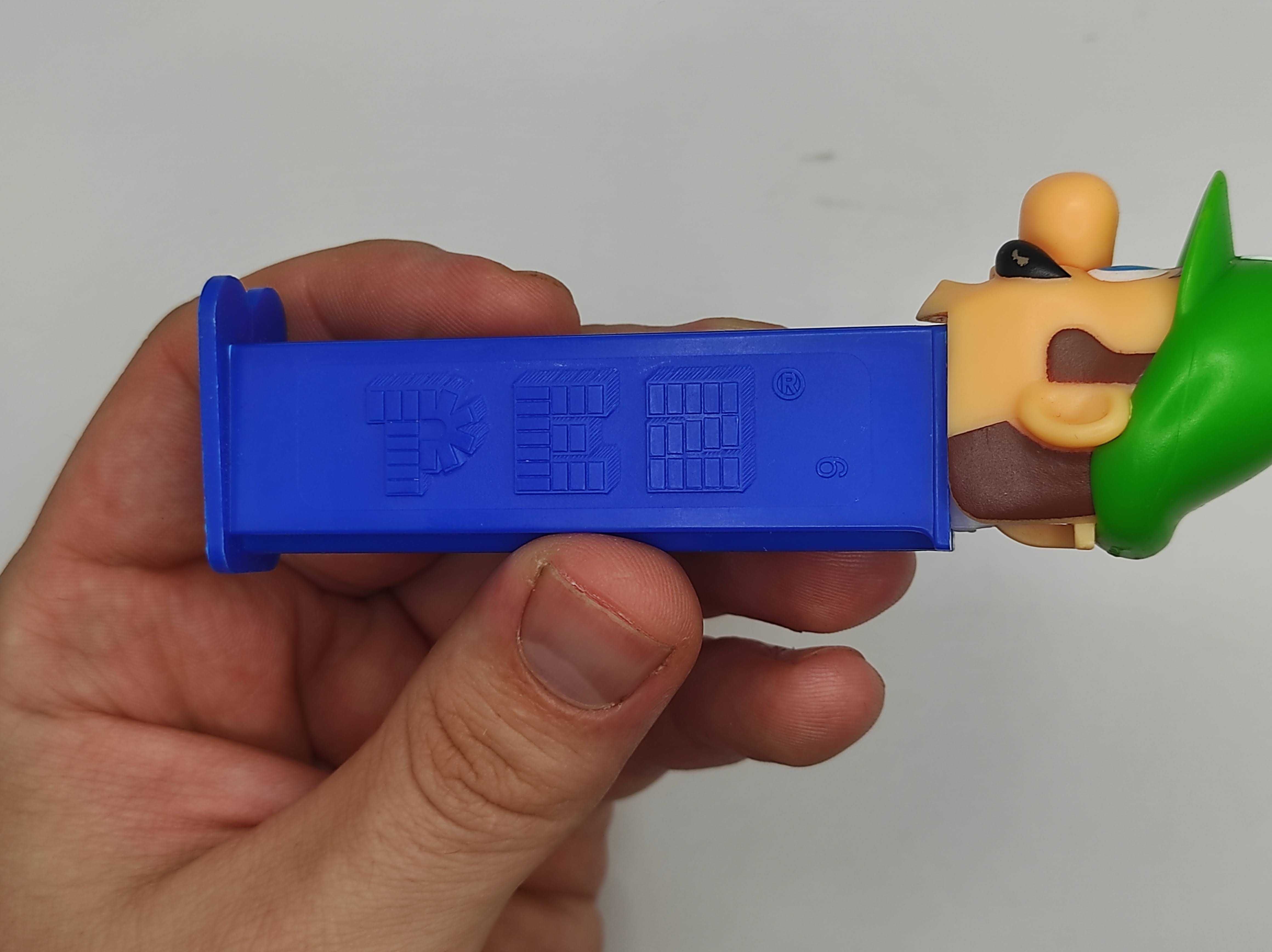 Zabawka dyspenser PEZ Nintendo Super Mario LUIGI