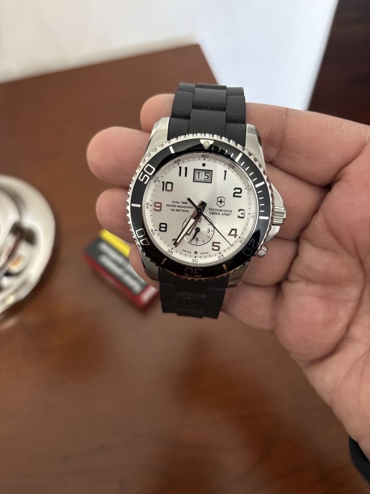 Relogio Victorinox Maverick Dual Time