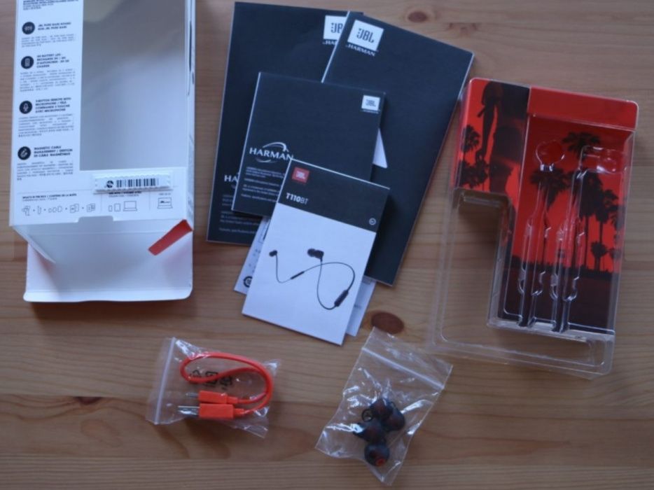 Auriculares JBL® / Bluetooth®