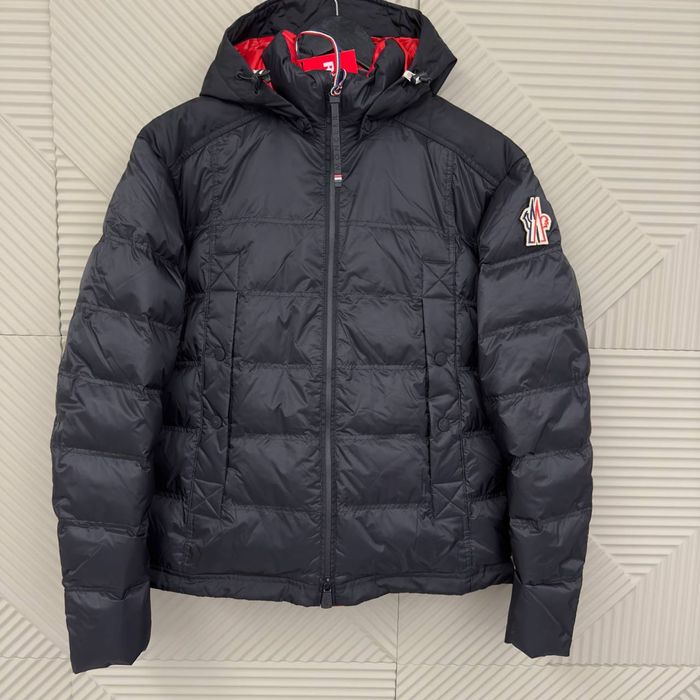 Пуховик Moncler Grenoble  'Gimillan оригінал