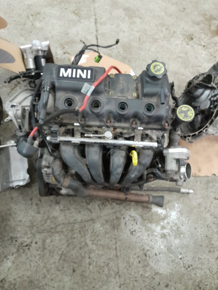 Silnik Mini One R50 R53 1.6 16V W10B16D W10B16A 70tys przebieg