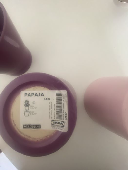 Vasos de pequena dimensao em louça IKA