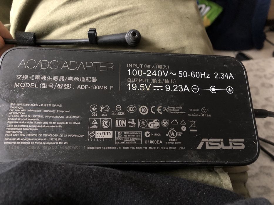 Zasilacz Asus ADP-180MB F 9.23A