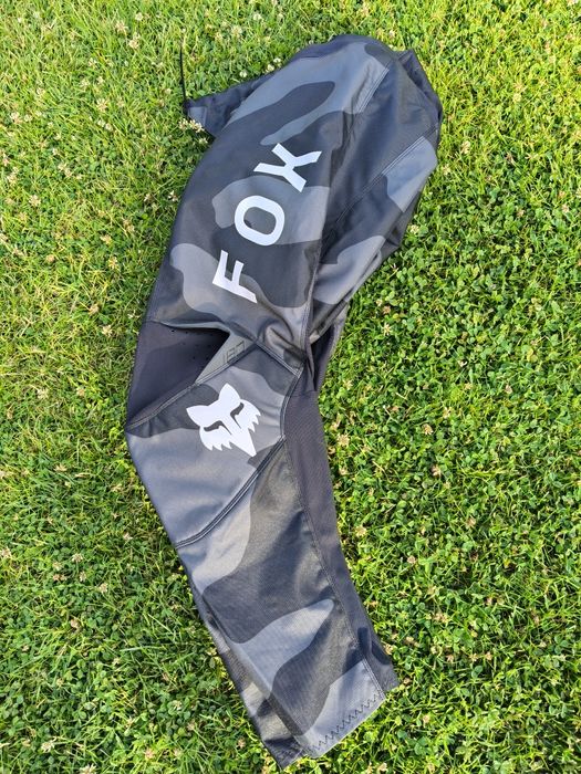 FOX Spodnie na Crossa motor 180 BNKR Black Camo 32 NOWE