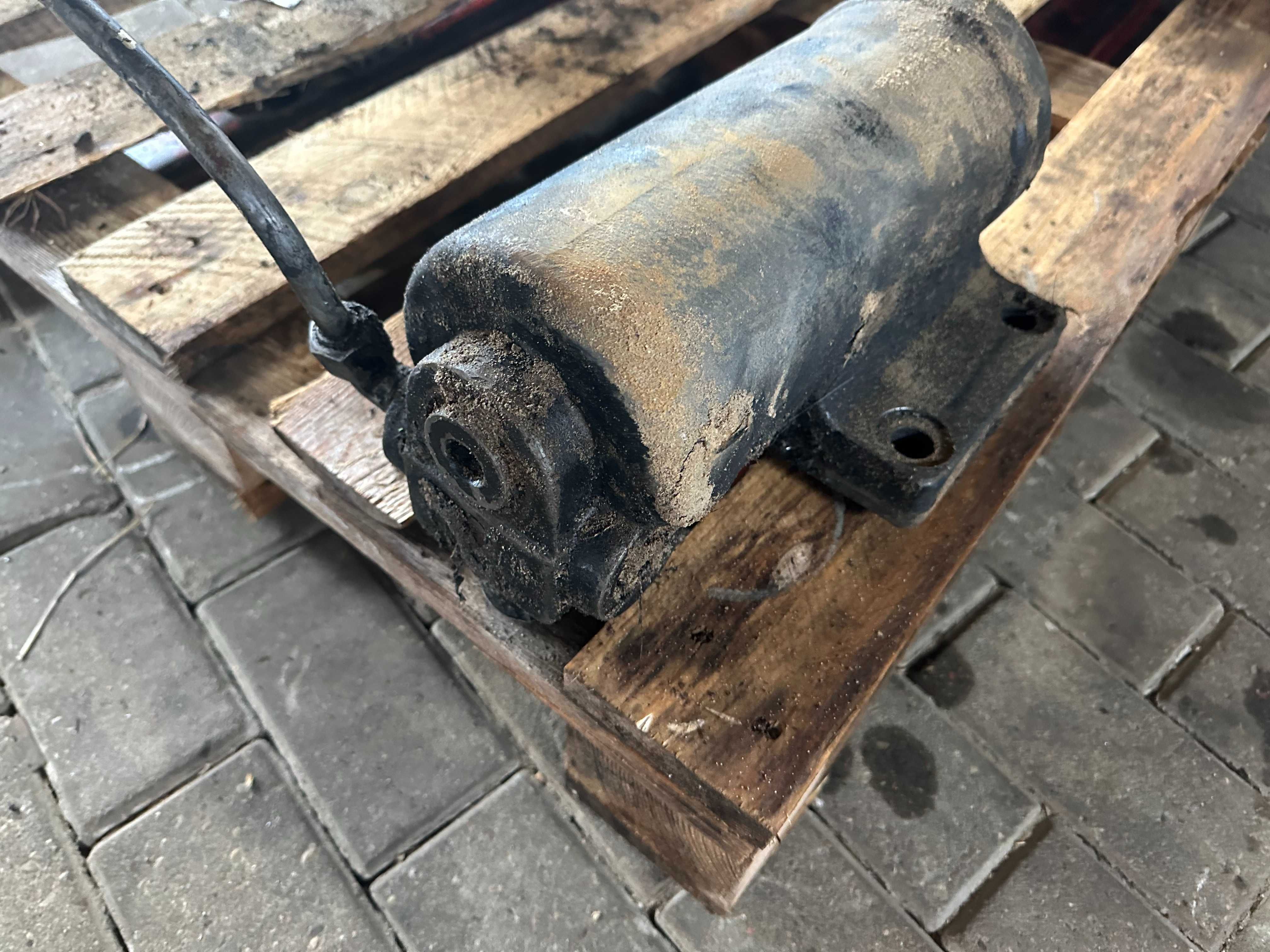 Cat M315 Caterpillar 315 Stabilizator Siłownik stabilizacji