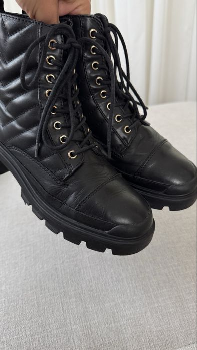 Шкіряні чоботи,демісезон,фірма Aldo,37