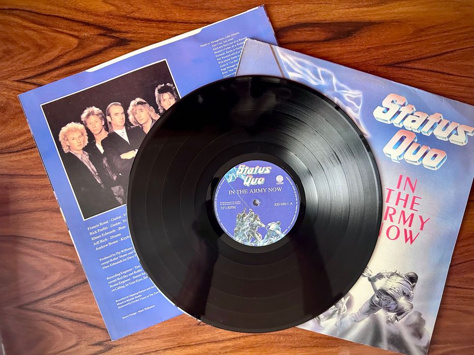 Disco vinil Status  Quo - In the army now