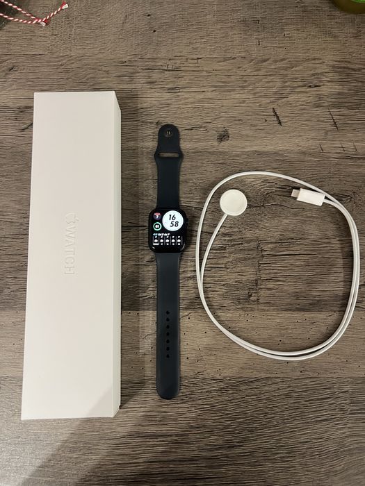 Apple Watch S8 45 mm