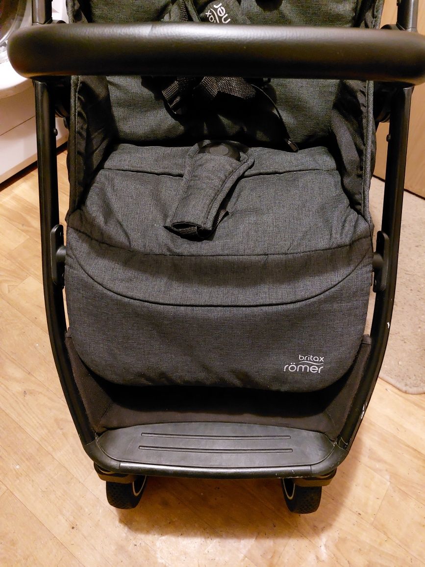 Прогулянкова коляска Britax Römer B-Agile R (Black Shadow/Black)