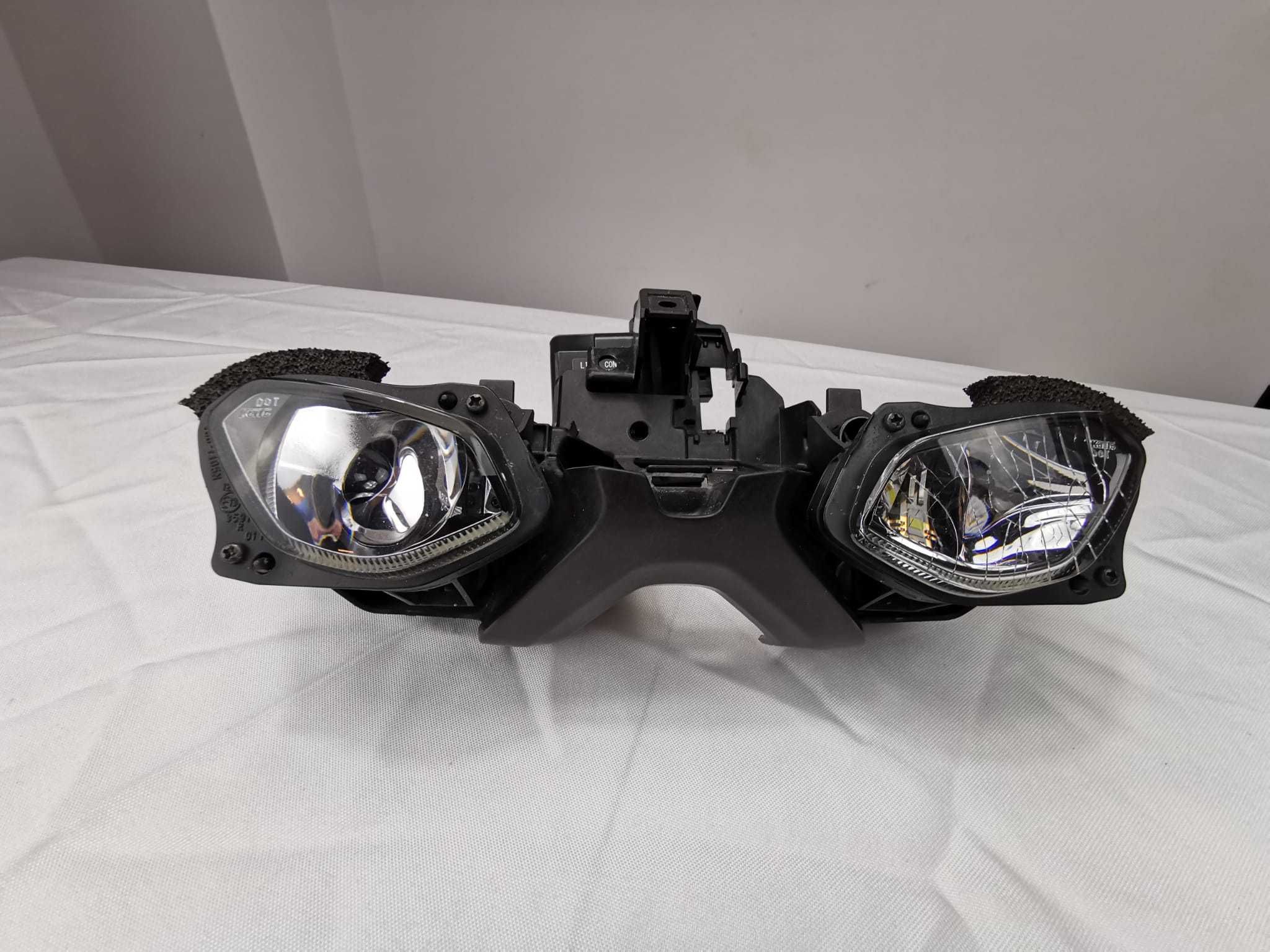 Lampa reflektor przód do Yamaha MT10 Lift nowy model LED soczewka