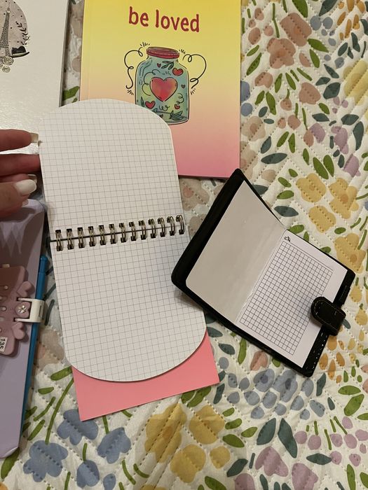 Блокноты различные